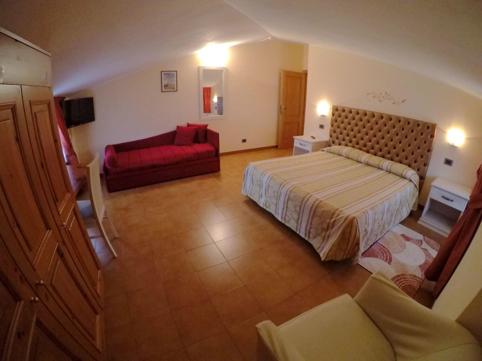 Hotel Ristorante Combolo Teglio Εξωτερικό φωτογραφία