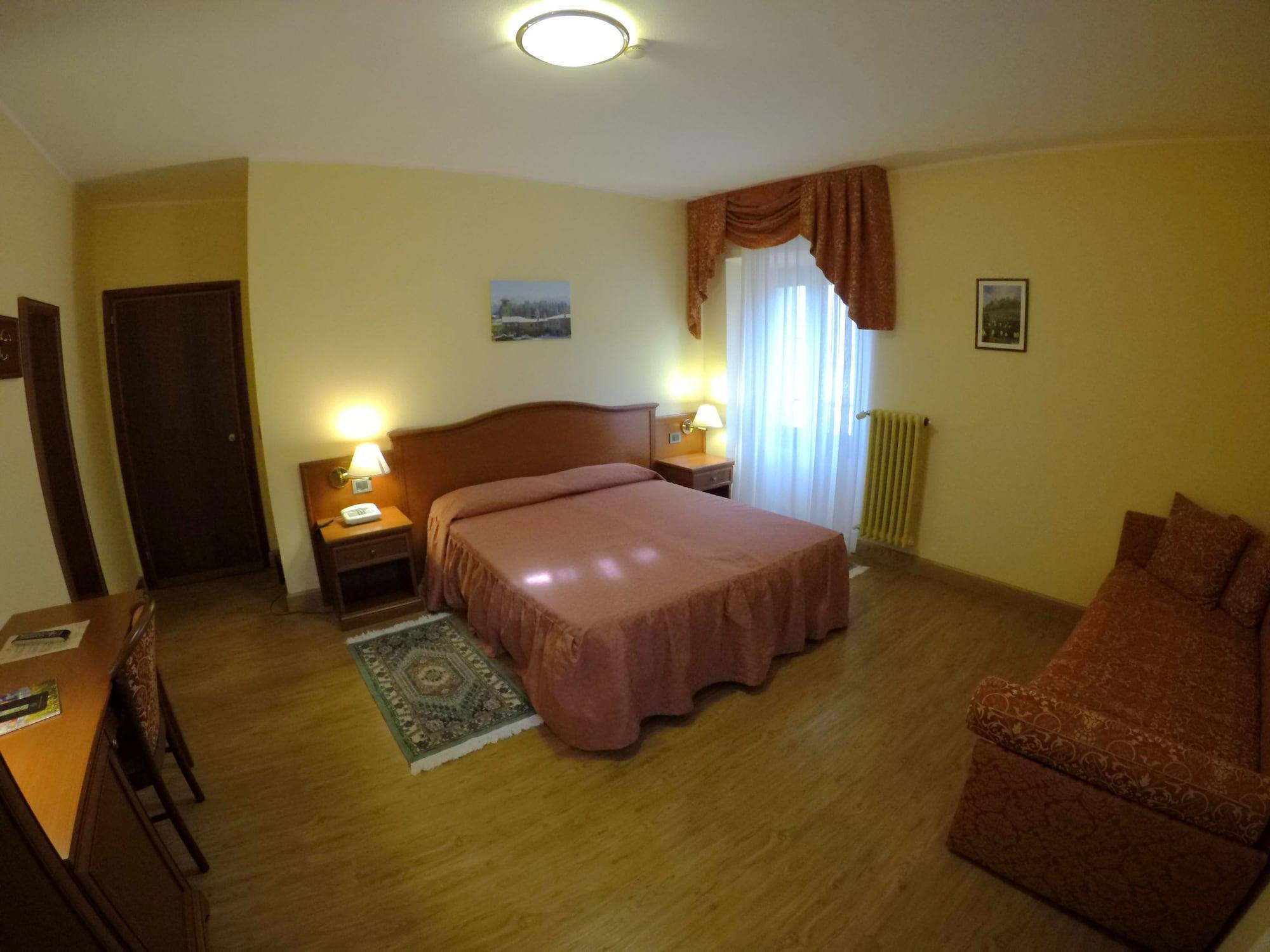 Hotel Ristorante Combolo Teglio Εξωτερικό φωτογραφία