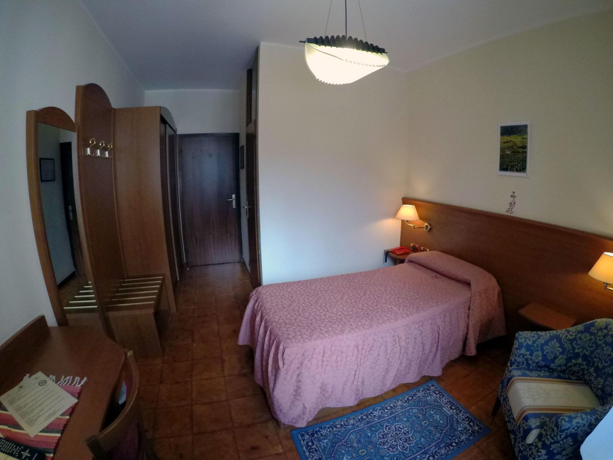 Hotel Ristorante Combolo Teglio Εξωτερικό φωτογραφία