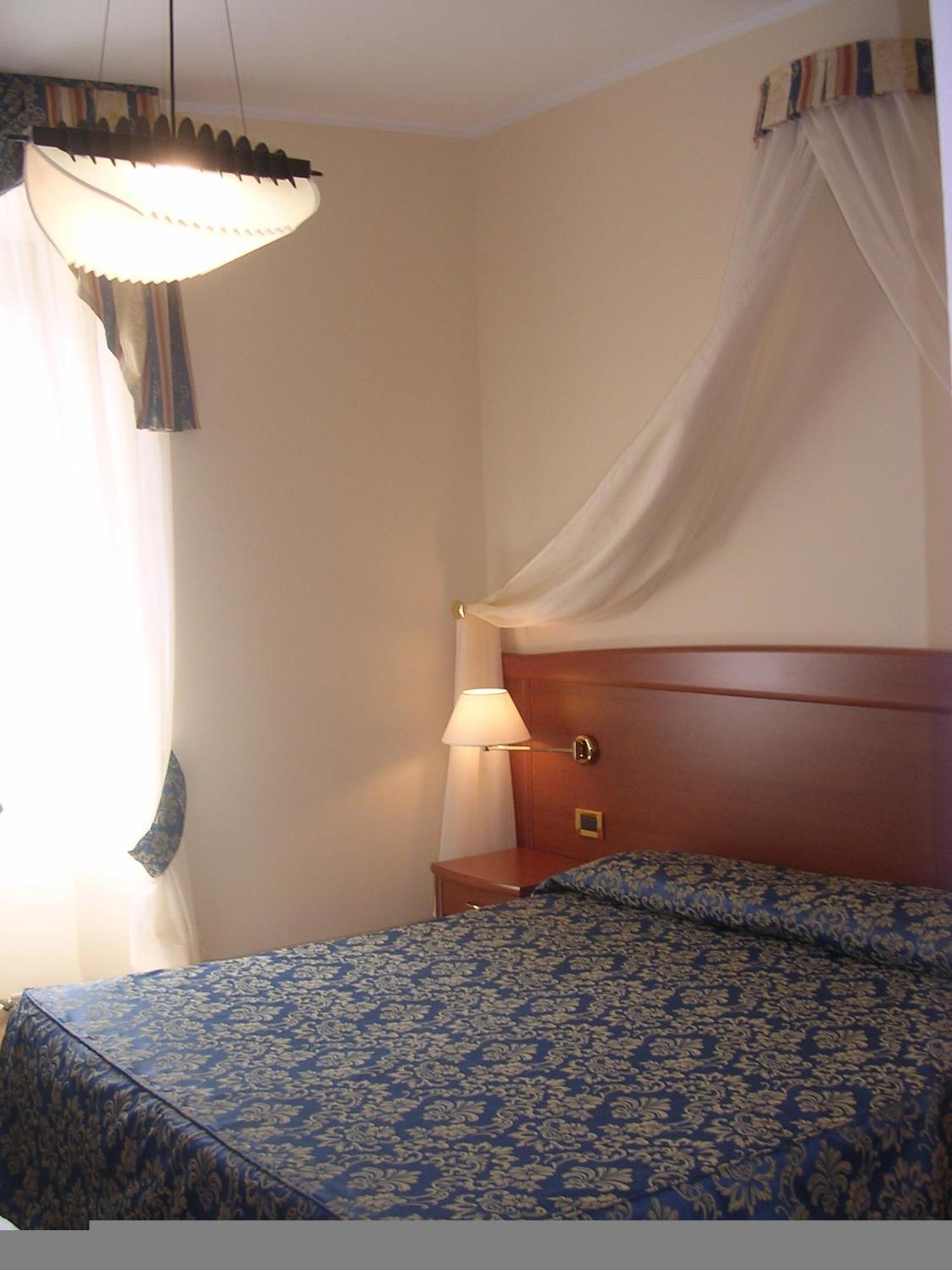 Hotel Ristorante Combolo Teglio Εξωτερικό φωτογραφία