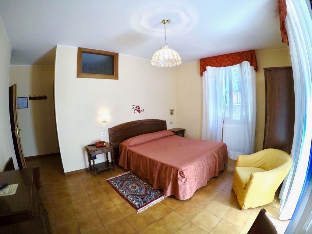 Hotel Ristorante Combolo Teglio Εξωτερικό φωτογραφία