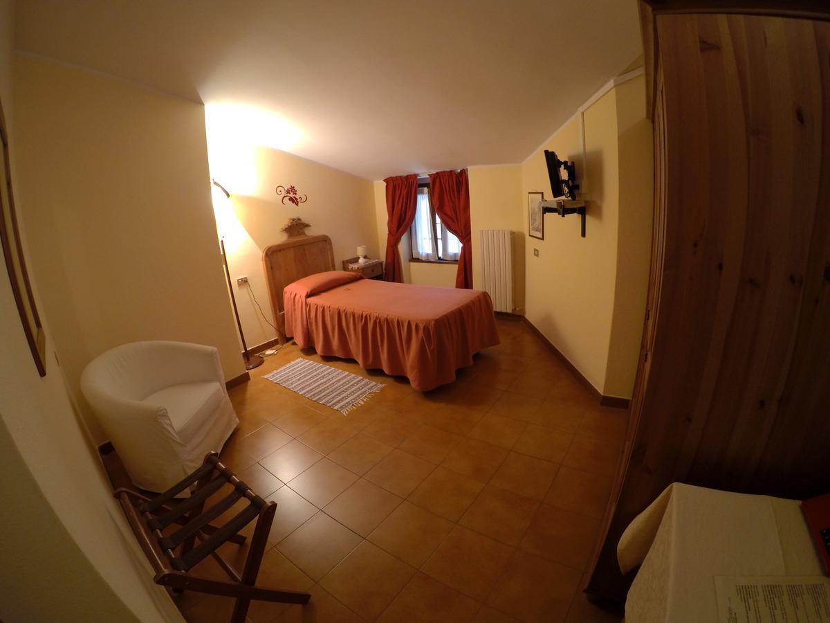 Hotel Ristorante Combolo Teglio Εξωτερικό φωτογραφία